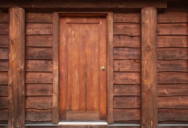 Log Cabin Siding Installation in Davis