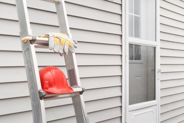 Cost of Home Siding Replacement in Davis