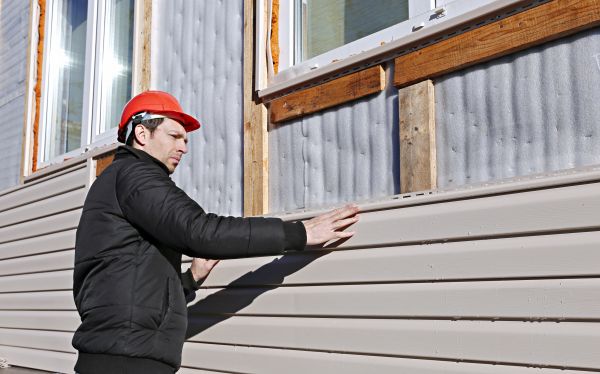Vinyl Cladding Repair in Davis